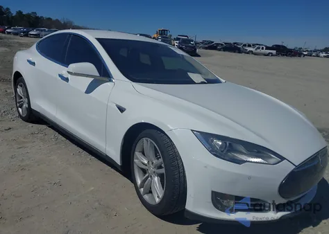 2014 Tesla Model S from USA, damaged, VIN 5YJSA1S11EFP40523
